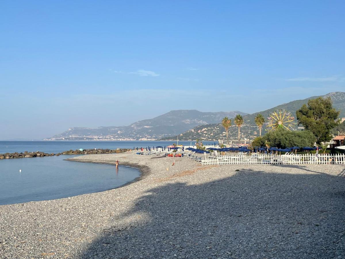 Apartament Casa Aiga Marina Ventimiglia Zewnętrze zdjęcie