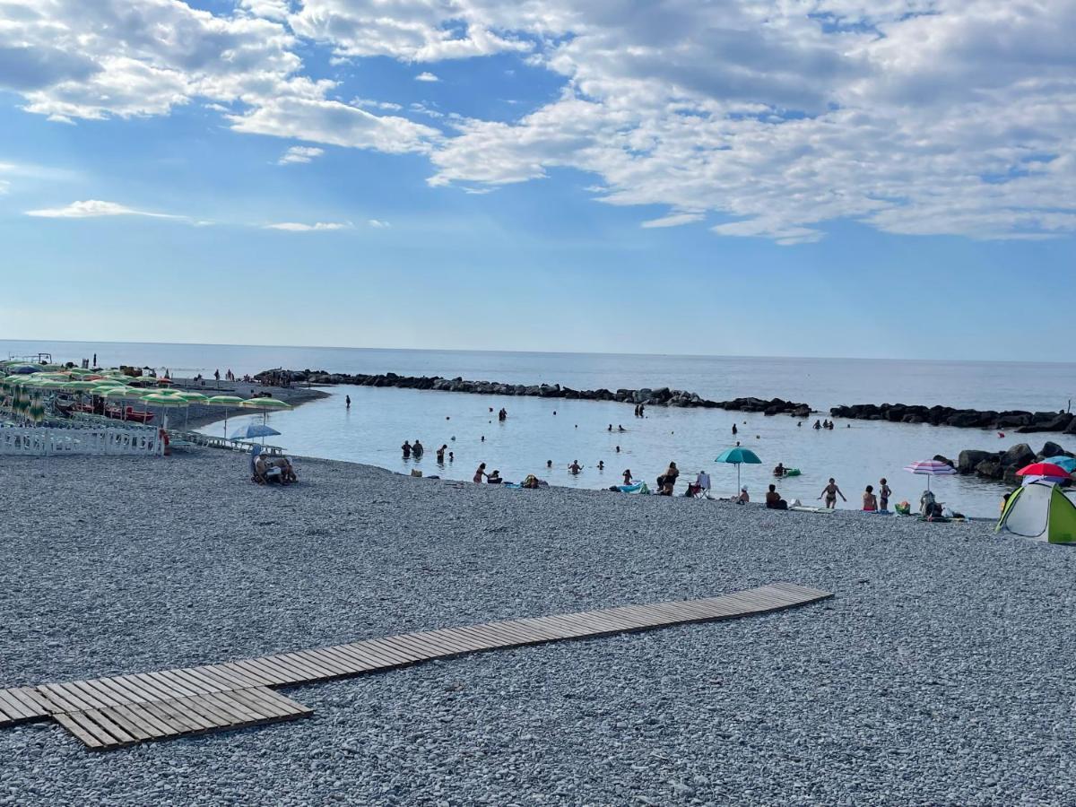 Apartament Casa Aiga Marina Ventimiglia Zewnętrze zdjęcie